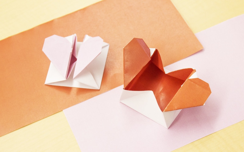 シモジマ 折り紙で作ろう ハートのかわいい折り方をご紹介 包装用品 店舗用品の通販サイト