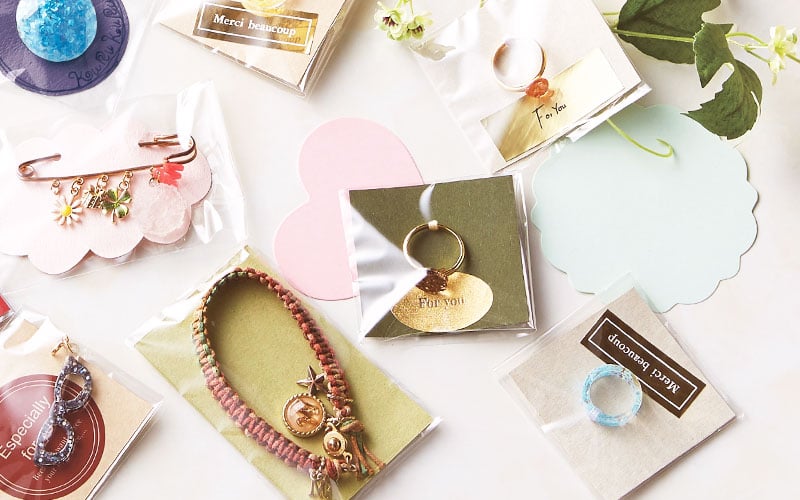 ハンドメイドアクセサリー