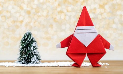 折り紙で作るサンタクロース
