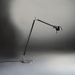 アルテミデ TOLOMEO READING FLOOR BLACK アルテミデ  ［電球 /電球色］ A013933AA014930J 1個（ご注文単位1個）【直送品】