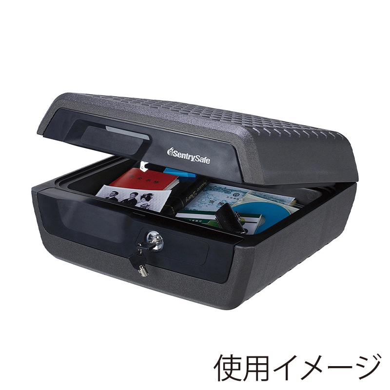 マスターロック・セントリー ポータブル耐火・耐水保管庫 ウォータープルーフ 10.2L 60分耐火 チューブラーキー CFW30200 1台(ご注文単位2台)【直送品】