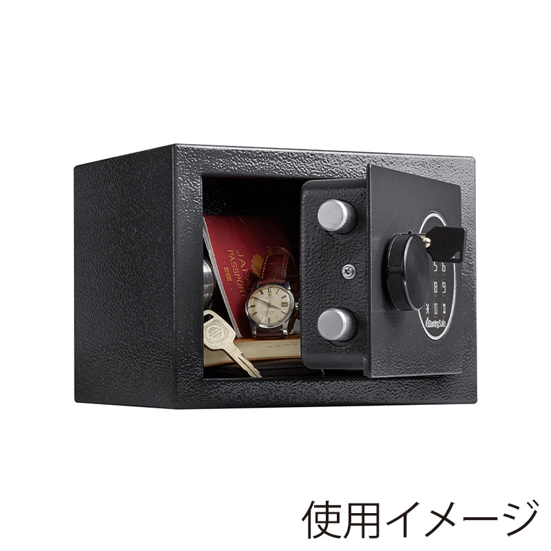 マスターロック・セントリー 据置型保管庫　A6 3.9L　テンキー X014E 1台（ご注文単位4台）【直送品】