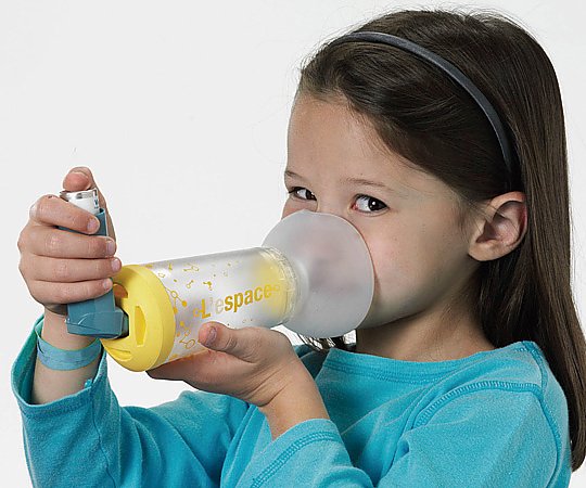 アズワン MDI用吸入補助器具 レ・スペース 2~6歳対象 550550 1個(ご注文単位1個)【直送品】