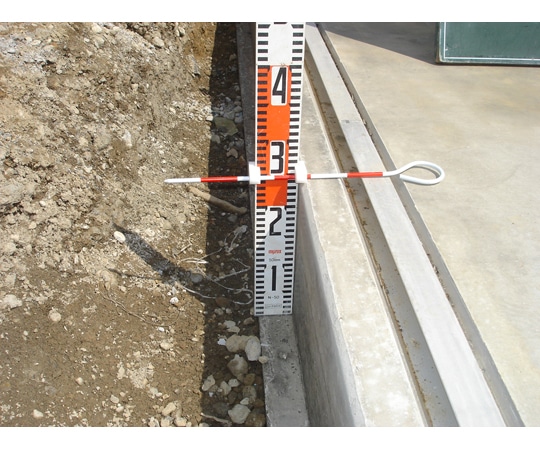 エスコ 60mm幅用 標尺スタンド (2個入) EA720ME-41 1組 (ご注文単位1組) 【直送品】