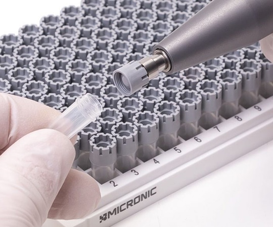 Micronic Europe B.V. External Screw Cap用手動96フォーマット用リキャッパー CS100MP35480 1本 (ご注文単位1本) 【直送品】