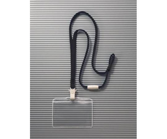 ライオン事務器 つりさげ名札 ブラック N-73MR 1個(ご注文単位1個)【直送品】