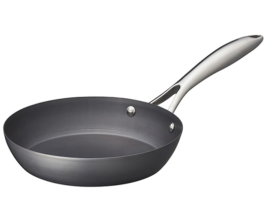 ビタクラフト スーパー鉄 フライパン 20cm 2001 1個（ご注文単位1個）【直送品】