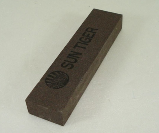 松永トイシ 油砥 朝日虎印 荒研ぎ用 荒目 #180 (115×38×16mm)  1本(ご注文単位1本)【直送品】