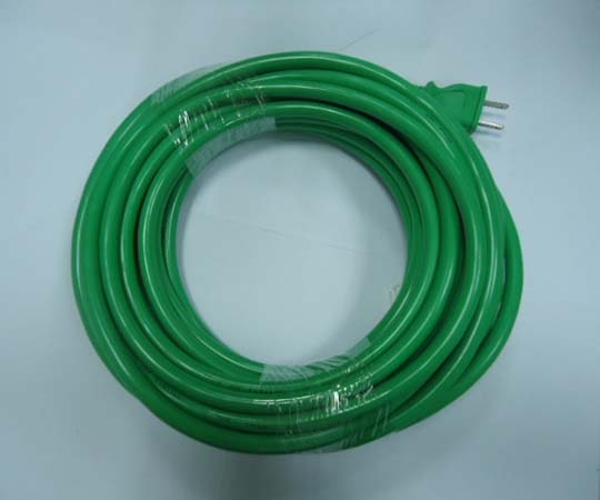 山善(YAMAZEN) 延長コード 3口タイプ 10m グリーン EC-T1510G 1個(ご注文単位1個)【直送品】