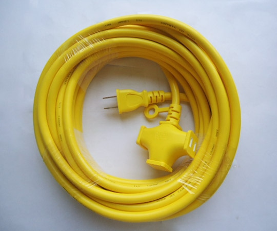 山善(YAMAZEN) 延長コード 3口タイプ 10m イエロー EC-T1510Y 1個(ご注文単位1個)【直送品】