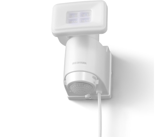 アイリスオーヤマ AC式LED防犯センサーライト 600lm LSL-ACSN-600 1個(ご注文単位1個)【直送品】
