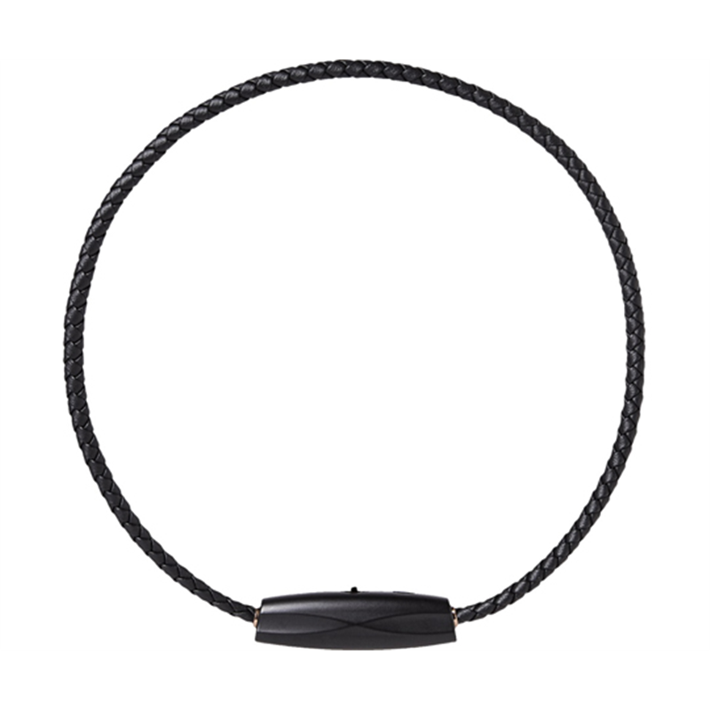 ible Technology 首にかける空気清浄機アイブルエアビータ Me1 ブラック ibleAirvidaMe1BK 1台(ご注文単位1台)【直送品】