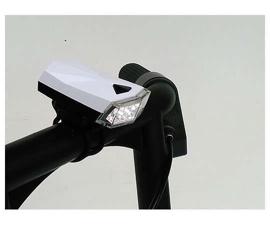 サギサカ カイテキプラス 4LEDフロントライト ホワイト 76402 1個（ご注文単位1個）【直送品】