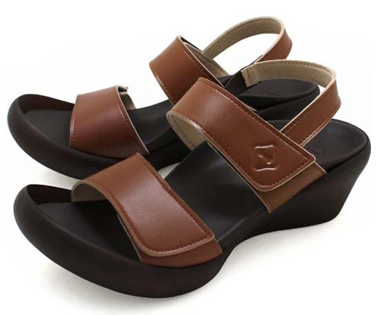 リゲッタ リゲッタ ローウェッジヒールサンダル ブラウン LL CJLW5522-BRN-LL（25.0cm-25.5cm） 1足（ご注文単位1足）【直送品】