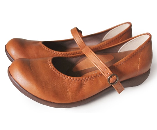 リゲッタ ワンベルトローヒールパンプス キャメル S（22.0~22.5cm） R2361-CAM-S 1足（ご注文単位1足）【直送品】