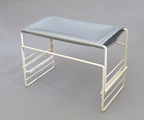 三和化研工業 足置台 1個(ご注文単位1個)【直送品】