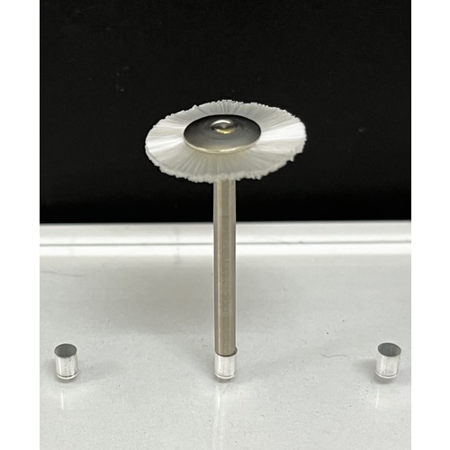 トラスコ中山 リューター 軸付ホイール型ブラシ軸径(mm)：3毛材：ナイロン（ご注文単位1袋）【直送品】