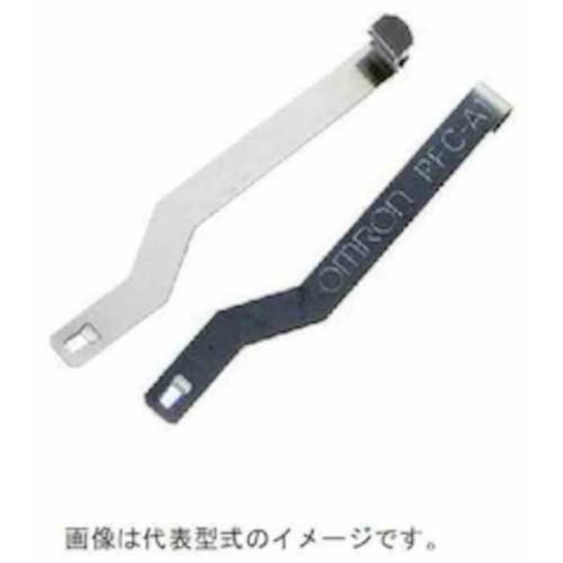 OMRON 丸型ソケット用保持金具 1セット（ご注文単位1セット）【直送品】