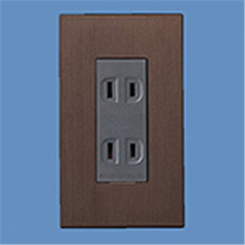 パナソニック コスモシリーズワイド21配線器具グレーシアシリーズコンセント用Fプレート（3コ用・ダークブラウン・スクエア） WTV6203A1 WTV6203A1 1個（ご注文単位1個）【直送品】