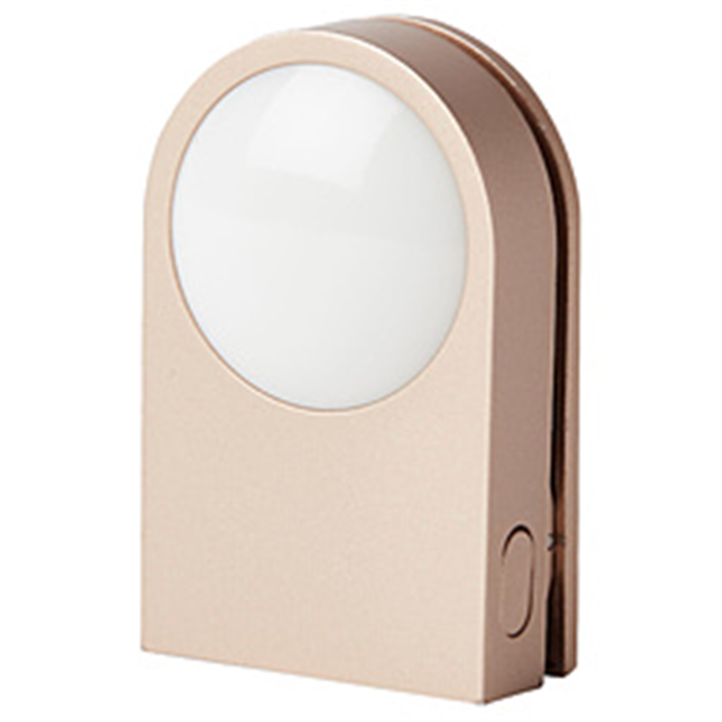 LEXON LUCIE ウェアラブルLEDクリップ 点灯または点滅 耐雨性IPX4 約1.5メートルまで視認可能 最大点灯可能時間： 最大12時間 ゴールド LL121D ［防水対応］ LL121D 1個（ご注文単位1個）【直送品】