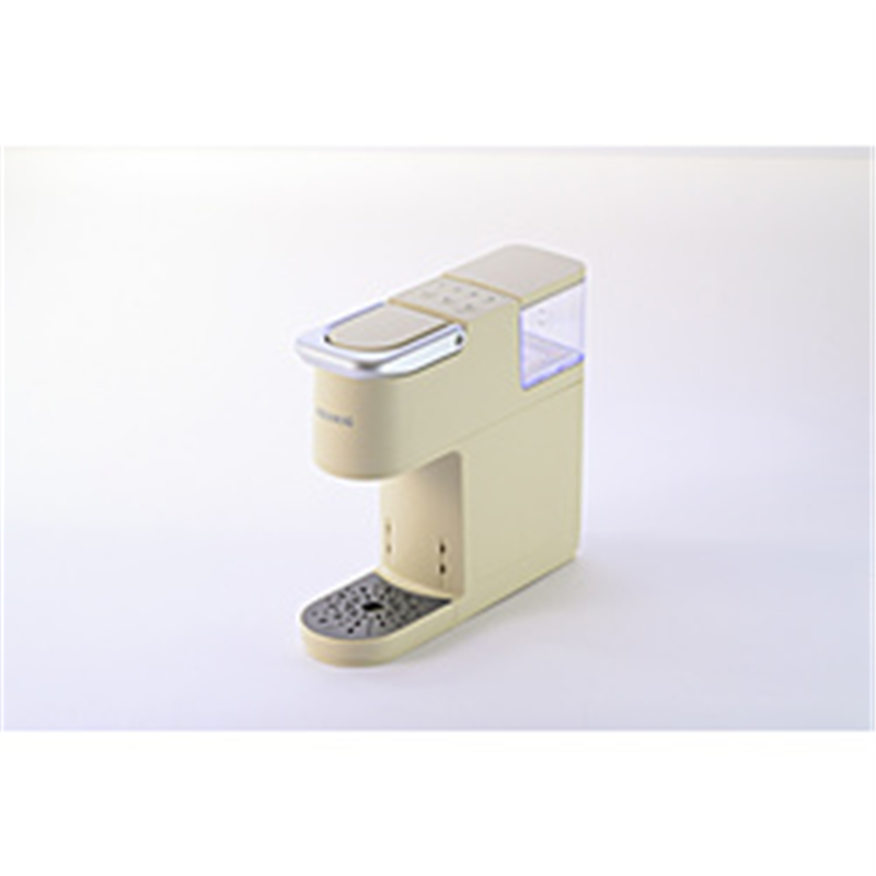 キューリグ　KEURIG キューリグ　カプセル式コーヒーメーカー　家庭用抽出機　KB01（ベージュ）【タンク：500ml】  ﾍﾞｰｼﾞｭ KB01-BG 1個（ご注文単位1個）【直送品】