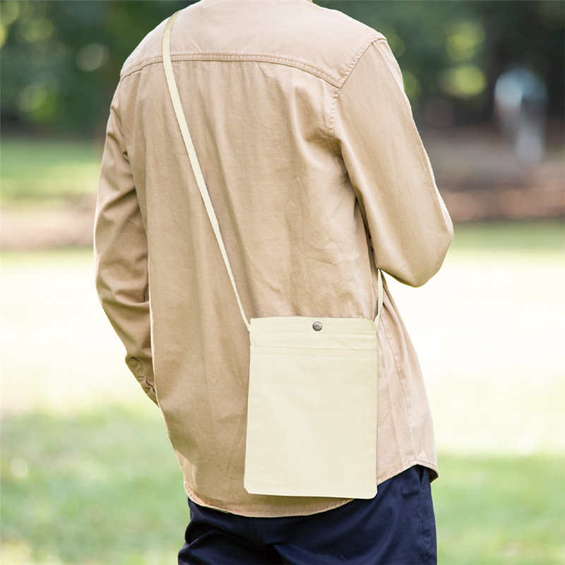 MARKLESS STYLE キャンバスフロントポケットサコッシュ オリーブ TR-1082-045 1個(ご注文単位1個)【直送品】