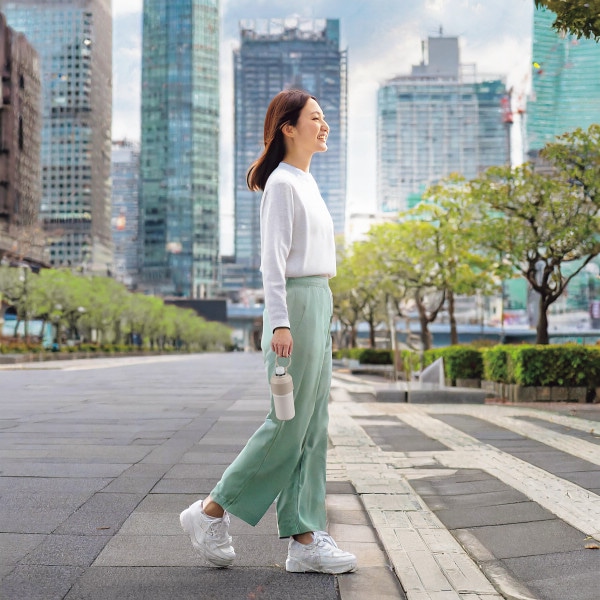 シャディ 保温・保冷ができるゴーゴーペットボトルホルダー（５００～６００┣ｍｌ┫対応） 1個(ご注文単位1個)  【直送品】