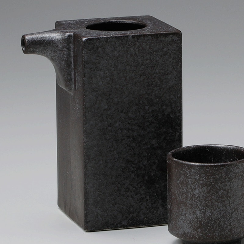 金正陶器 いぶし黒角冷酒器 1個(ご注文単位1個)【直送品】