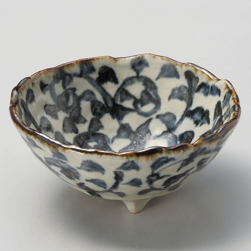 金正陶器 タコ唐草三ツ足小鉢 1個(ご注文単位1個)【直送品】