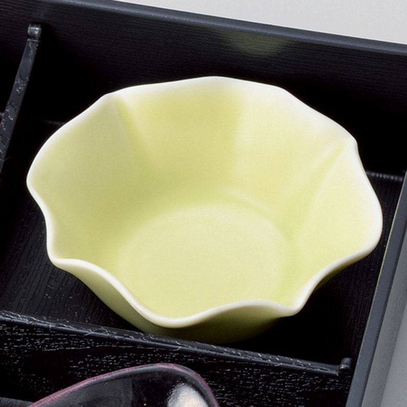 金正陶器 花笑み 黄緑 10.5㎝ボウル 1個(ご注文単位1個)【直送品】