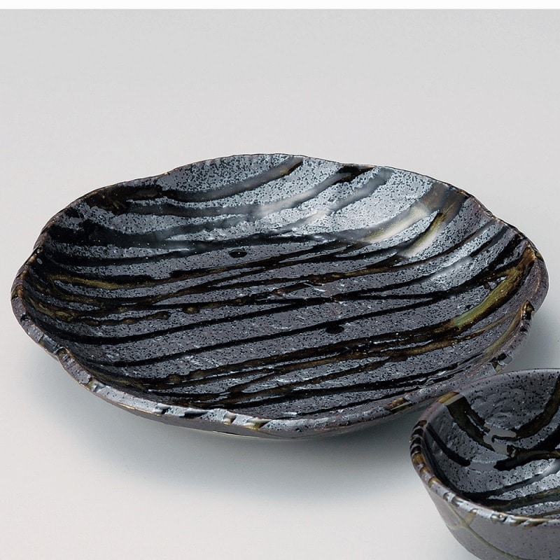 金正陶器 黒織部流し7.0花型皿 1個（ご注文単位1個）【直送品】