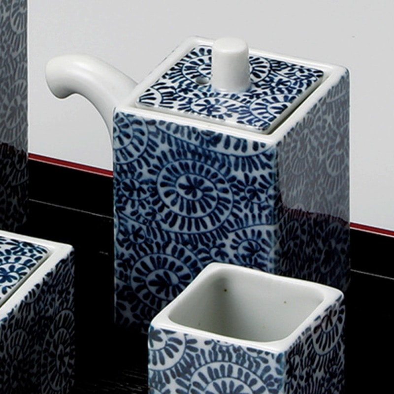 金正陶器 タコ唐草 角醤油入 1個(ご注文単位1個)【直送品】