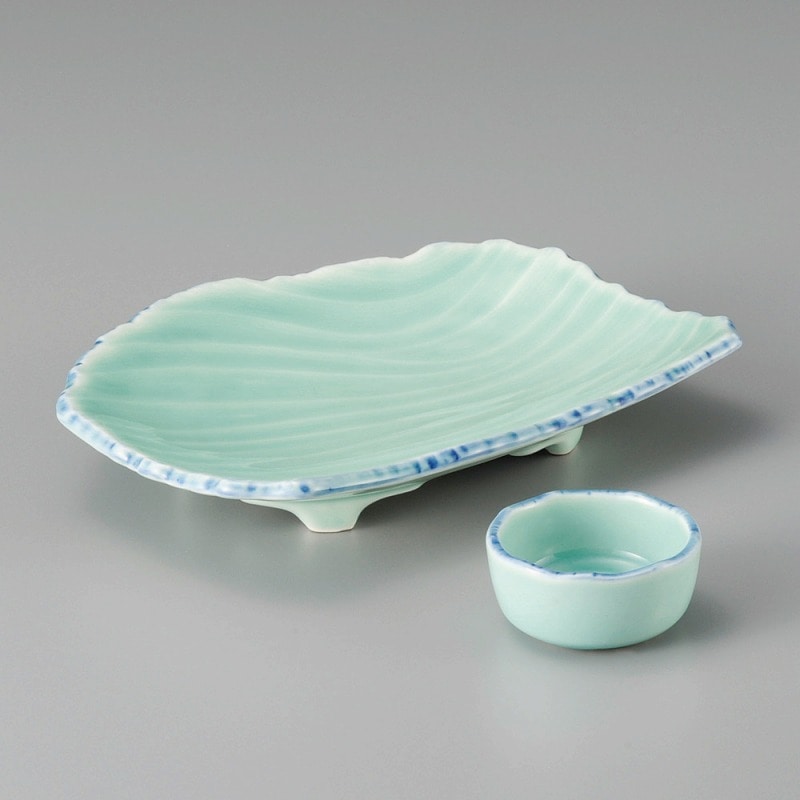 金正陶器 深海青磁流水彫7.0皿 1個(ご注文単位1個)【直送品】