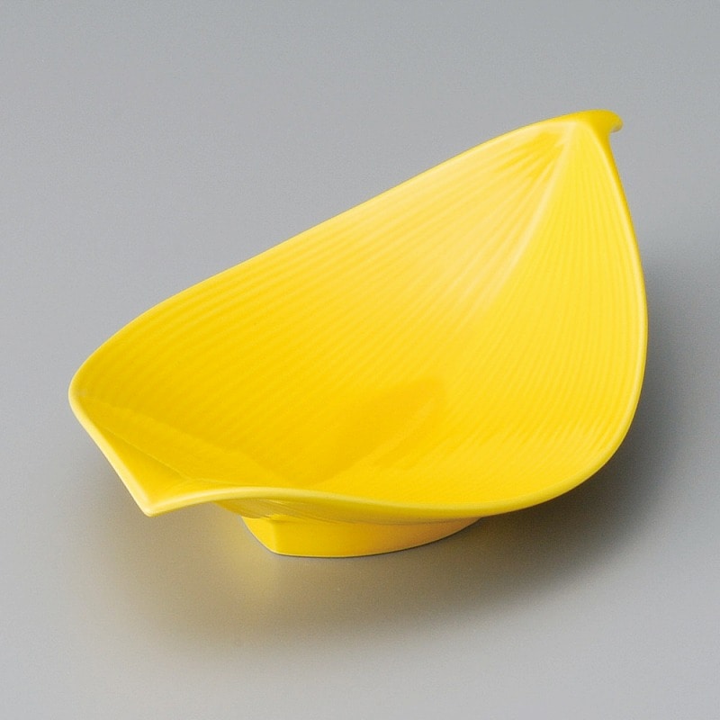 金正陶器 濃黄 葉形向付 1個（ご注文単位1個）【直送品】