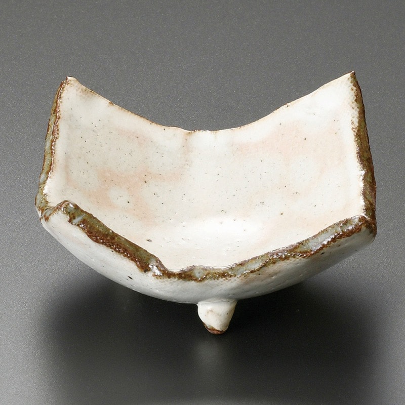 金正陶器 粉引四方三つ足小鉢 1個(ご注文単位1個)【直送品】