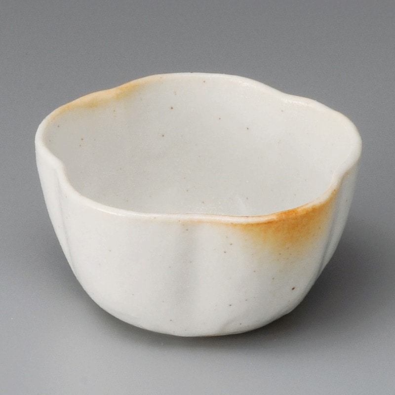 金正陶器 火色志野梅形深小鉢 1個(ご注文単位1個)【直送品】