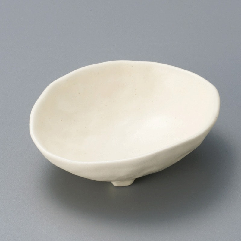 金正陶器 ｸﾘｰﾑ三ﾂ足楕円小付 1個（ご注文単位1個）【直送品】