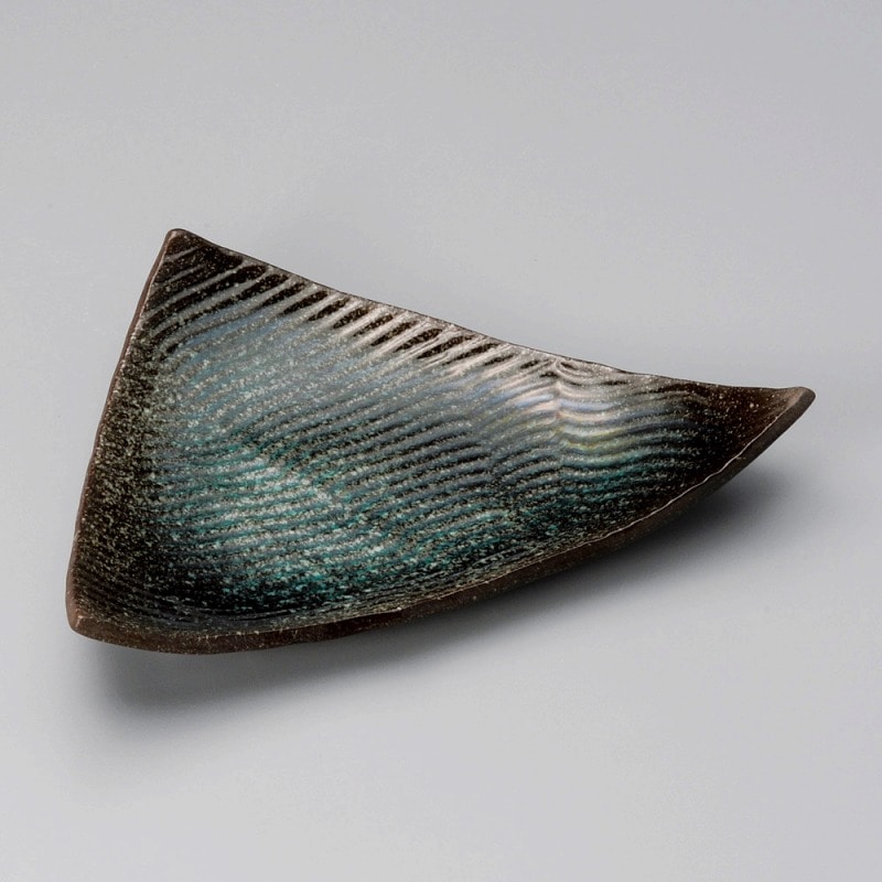 金正陶器 新緑ﾋﾞｰﾄﾞﾛ(波彫)三角皿 1個（ご注文単位1個）【直送品】