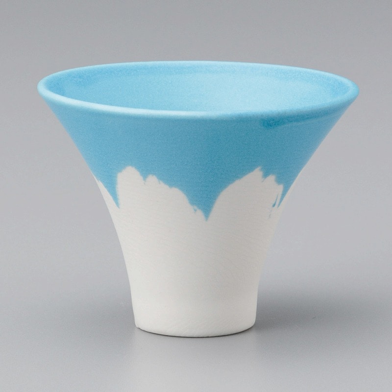 金正陶器 ﾌﾞﾙｰ富士山型ｸﾞｲ呑 1個（ご注文単位1個）【直送品】