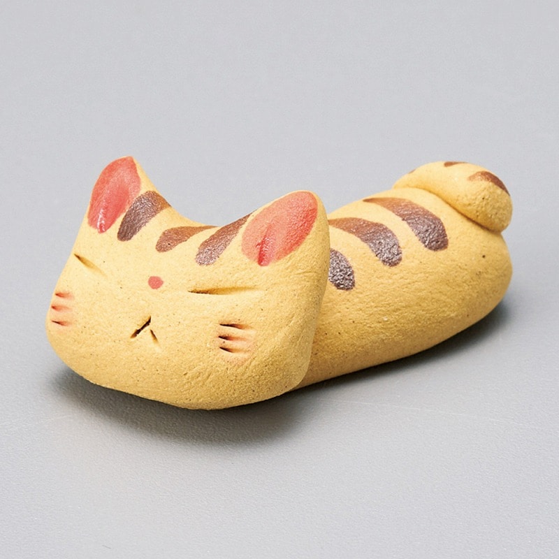 金正陶器 手造り 猫 トラ箸置 1個(ご注文単位1個)【直送品】
