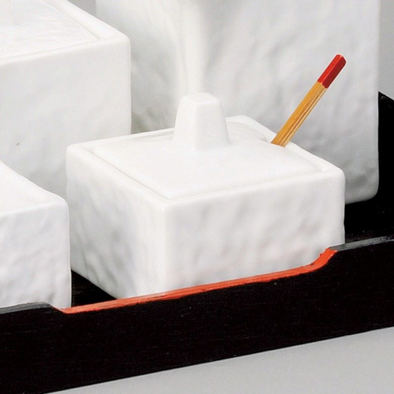 金正陶器 白磁(石目)角形辛子入 1個(ご注文単位1個)【直送品】