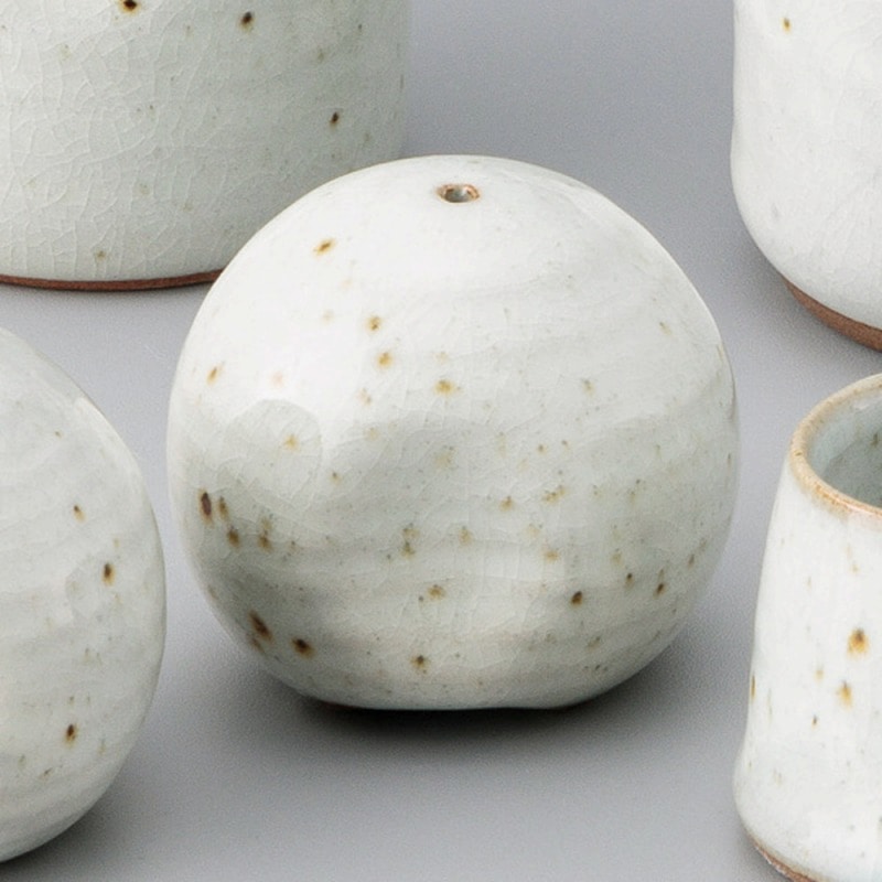 金正陶器 粉引青磁塩入(丸)(1ツ穴) 1個(ご注文単位1個)【直送品】