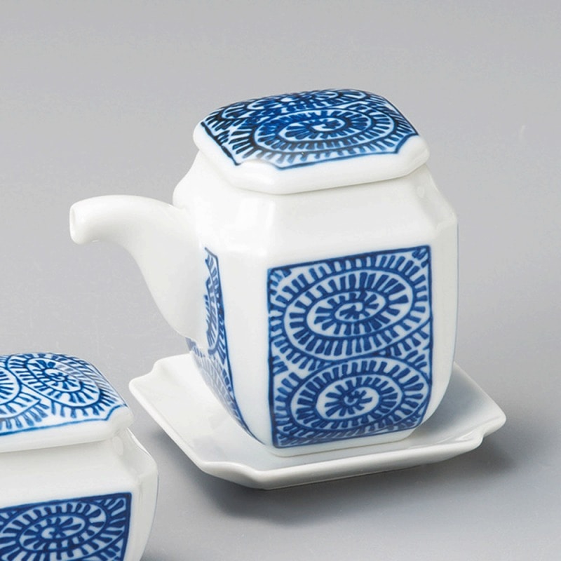 金正陶器 タコ唐草正油入(皿付) 1個(ご注文単位1個)【直送品】