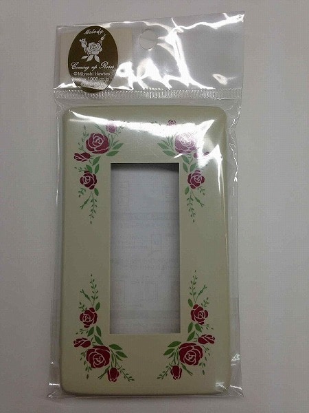 オーム電機 CUR-C-ML-3 04-7548 Melody スイッチプレート カミングアップローズ 3口用（ご注文単位1袋）【直送品】