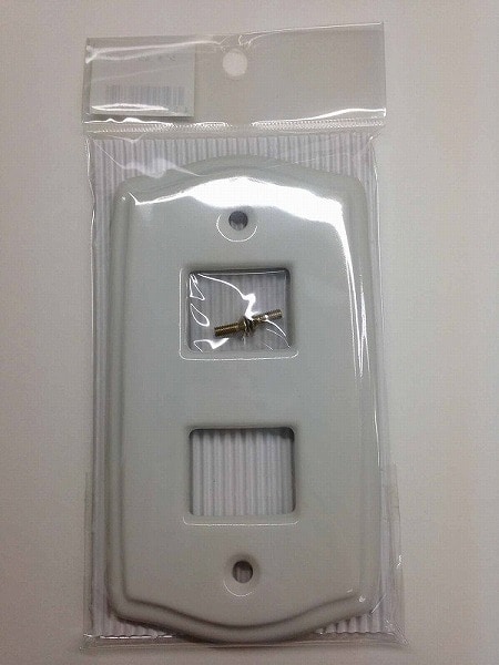 オーム電機 ｼﾞｷﾑｼﾞW-2 09-1695 Melody スイッチプレート 磁器 無地 2口用（ご注文単位1袋）【直送品】