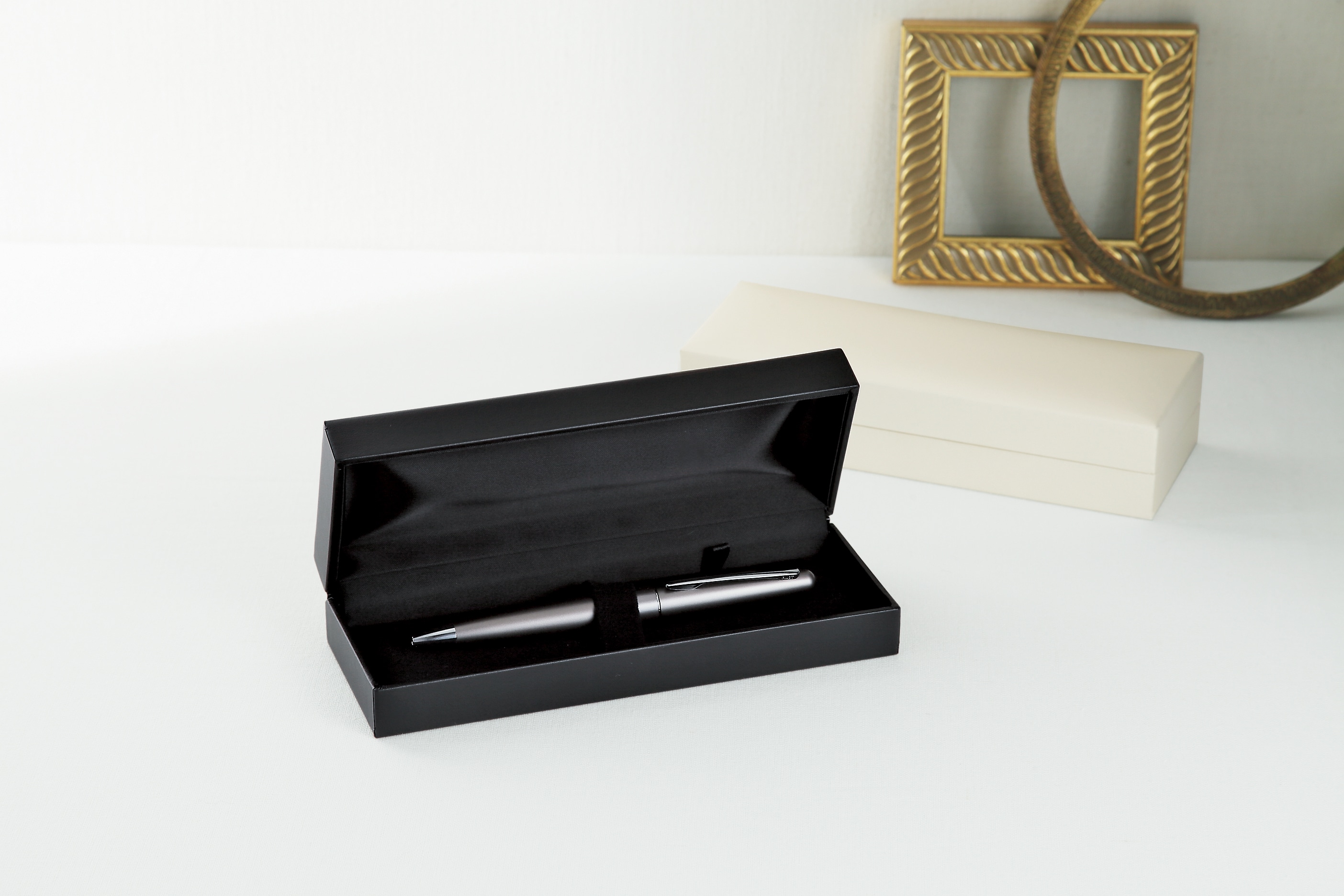 GT-935-PN-WH ボールペンケース 万年筆 ホワイト 1個 (ご注文単位10個)【直送品】