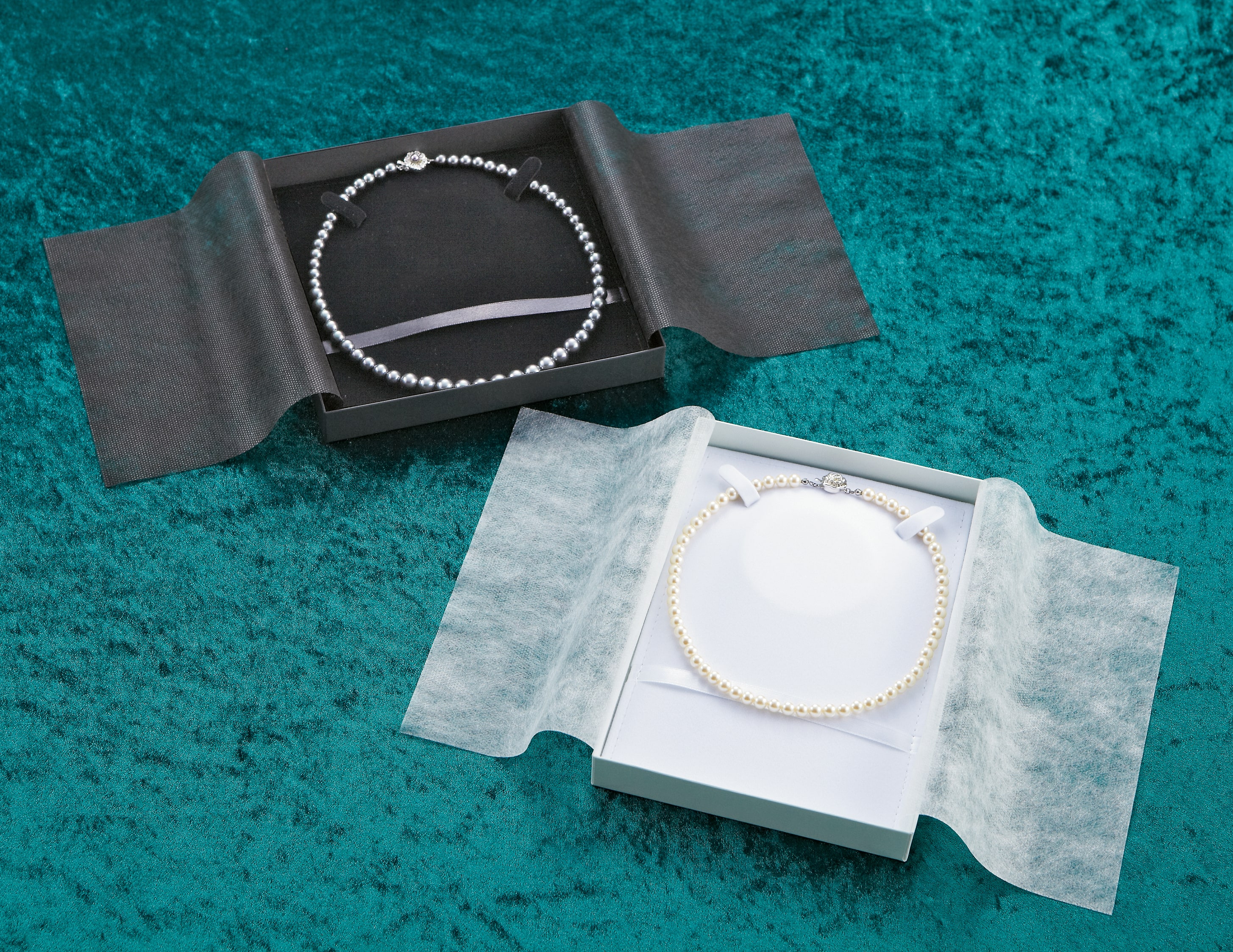 OG-01-BK オメガネックレスケース 正方形 台紙付き ブラック 1個 (ご注文単位10個)【直送品】