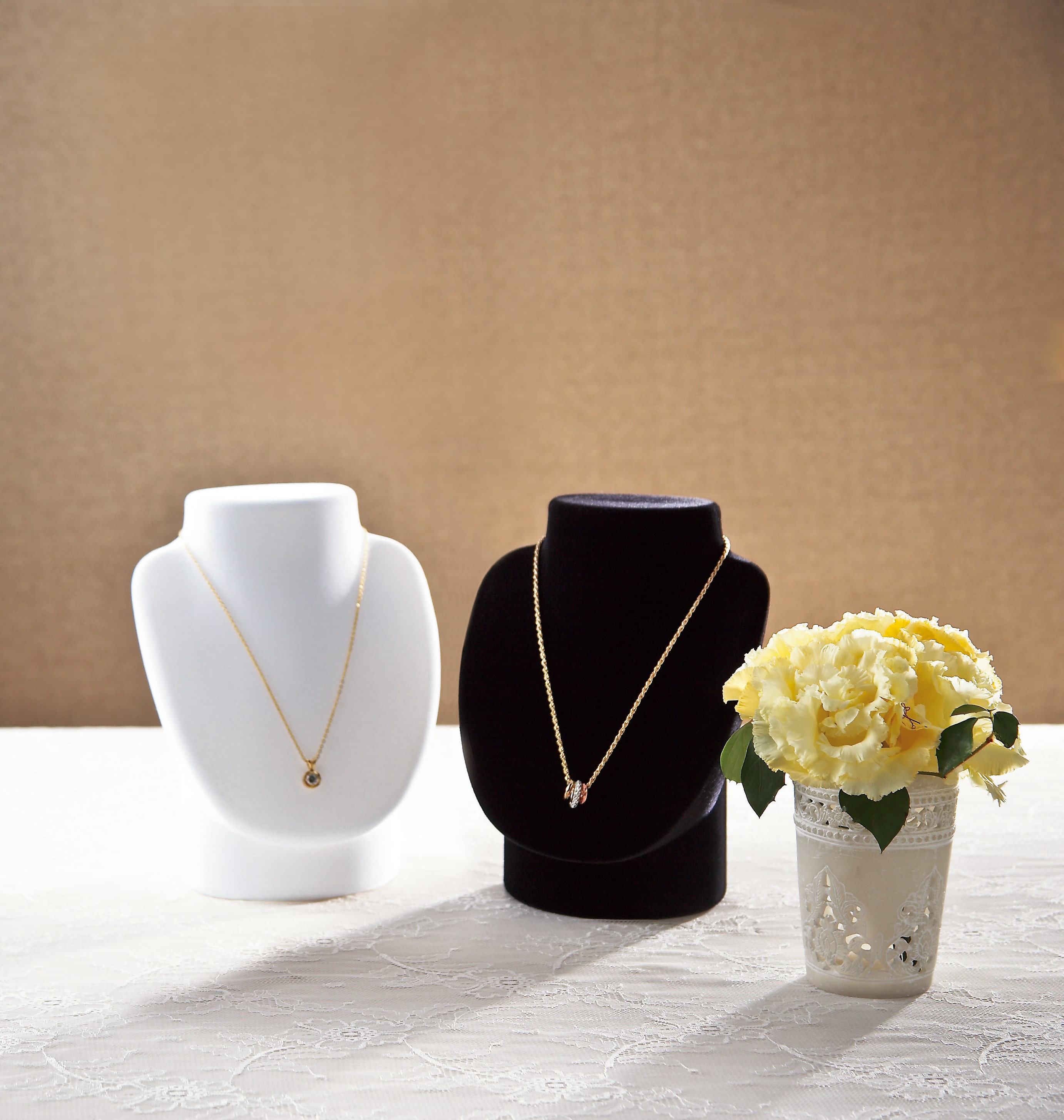 BH-01-BK ネックレススタンド フロッキー生地 ブラック 1個 (ご注文単位1個)【直送品】