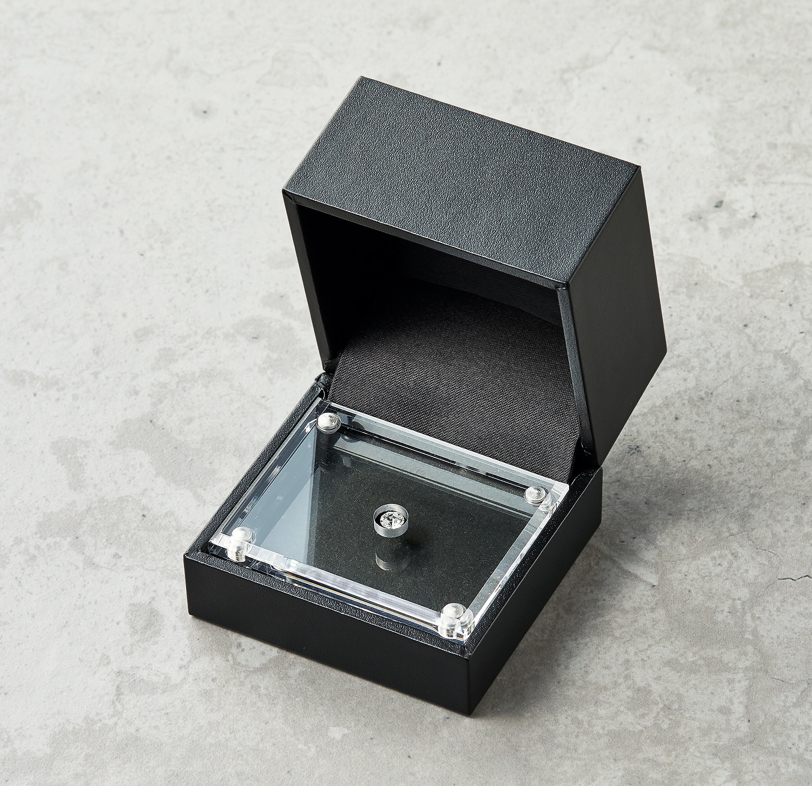 AQL-52-CR アクリルルースケースLサイズ 白黒台紙付き 1個 (ご注文単位10個)【直送品】