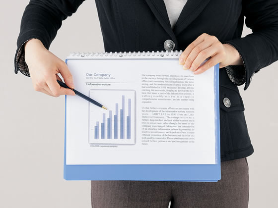 リヒトラブ AQUA DROPs クリヤーブック差替式A4 30穴 背幅18 青 1冊（ご注文単位1冊)【直送品】